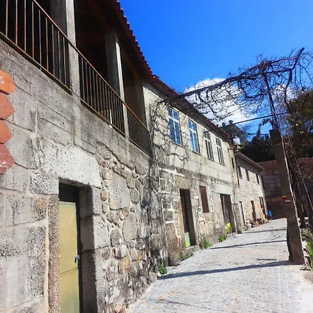 Casa Dos Meoes By Casas *